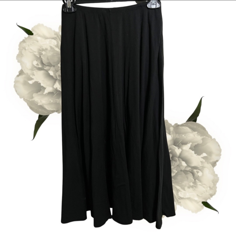 Reformation skirt size XS black knit maxi length
